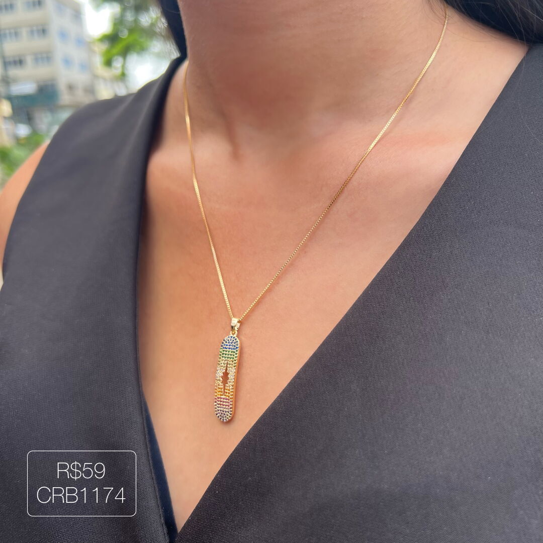 Colar Pingente Longo Rainbow C/ Estrela Vazada